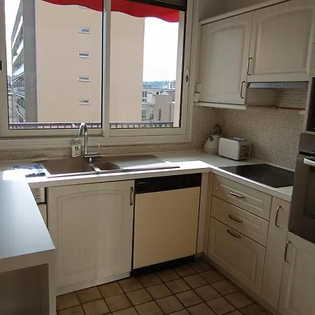 Cozy With Balcony, Close To Paris Boulogne-Billancourt